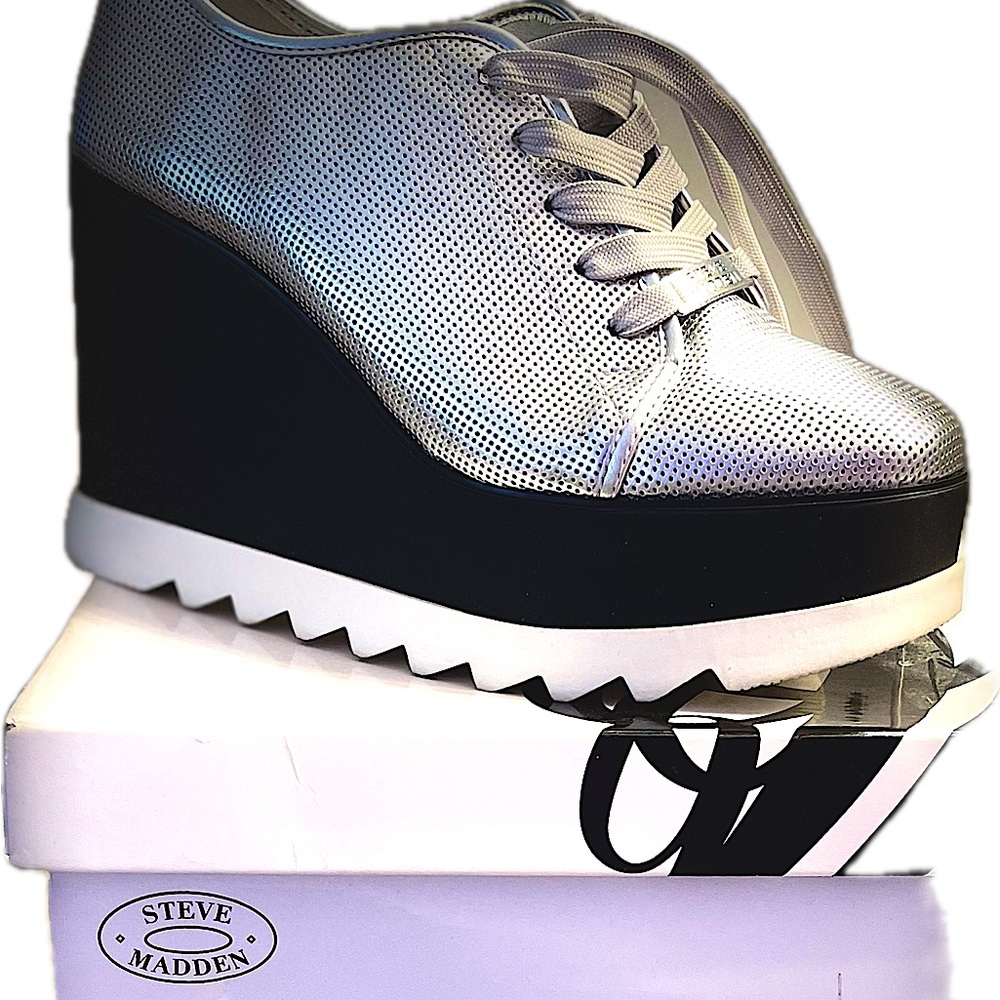 Unique Steve Madden